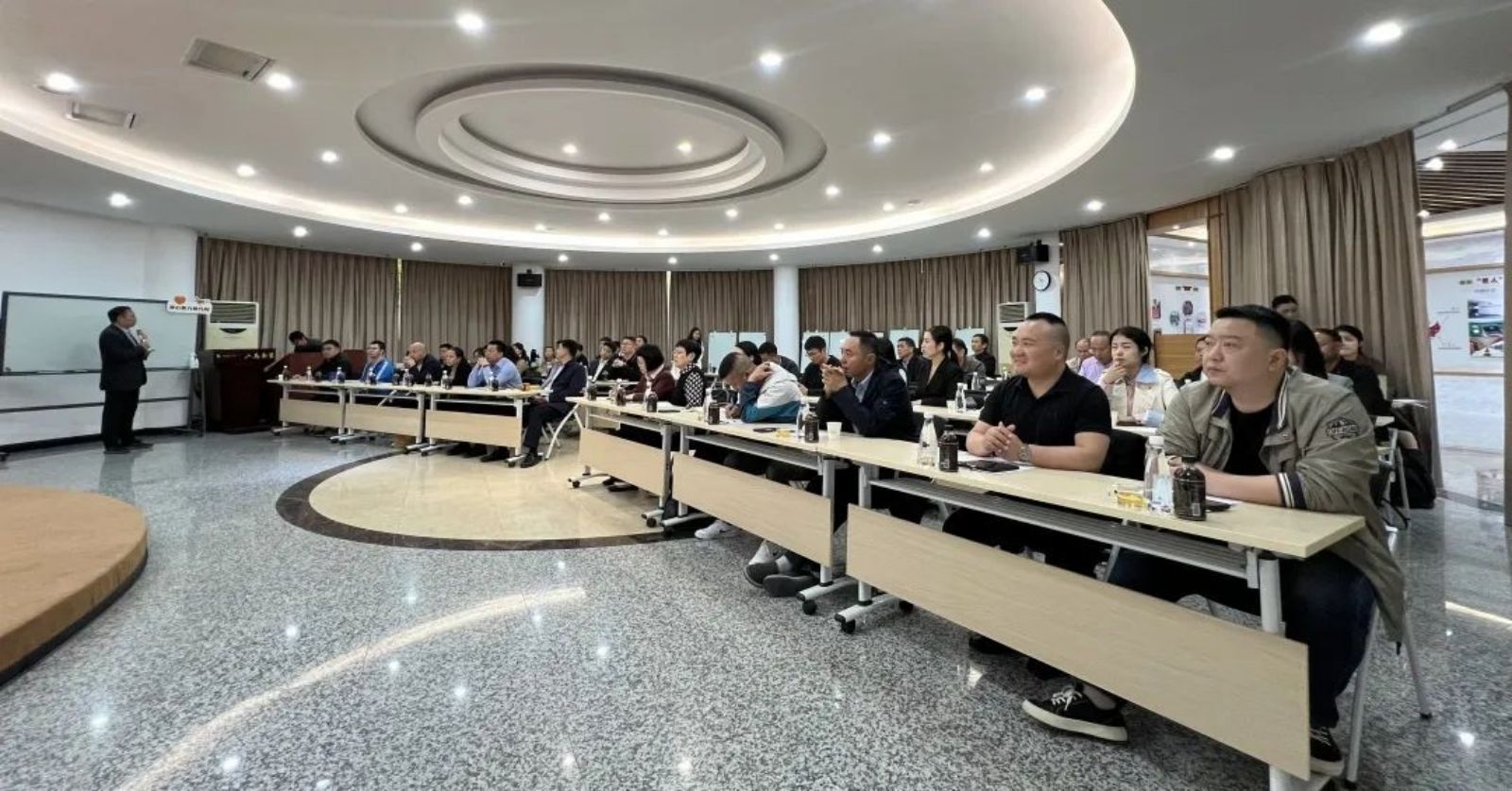 恒行6-品质新履历,专选恒行6