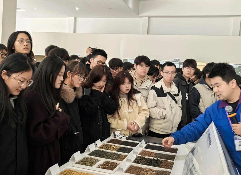 恒行6-品质新履历,专选恒行6